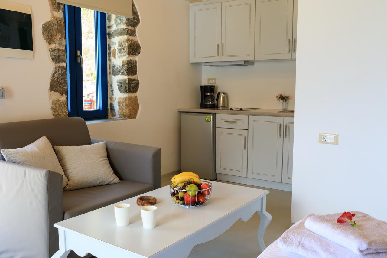 Molos Apartments Lutró Kültér fotó